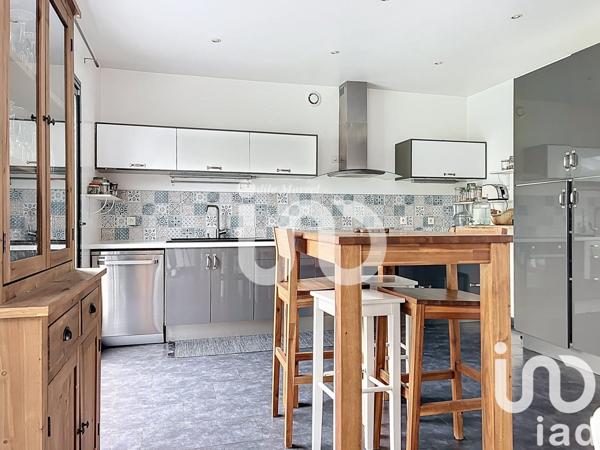 Maison 7 pièces de 138 m² à Le Plessis-Bouchard (95130)