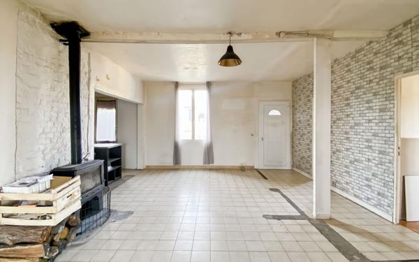 Maison à vendre    4 pièces • 75 m2 Porquéricourt