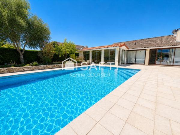 Maison familiale avec piscine et dépendance