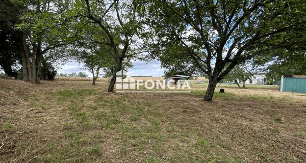 À vendre Terrain 1567 m² - Saint-saturnin-du-bois 17700