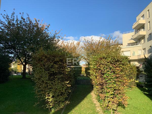 T3 64 m2 avec cave et parking quartier Buisson