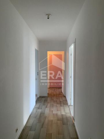 T3 64 m2 avec cave et parking quartier Buisson