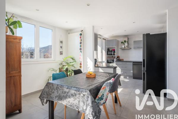 Appartement à vendre 5 pièces 94 m² Meylan