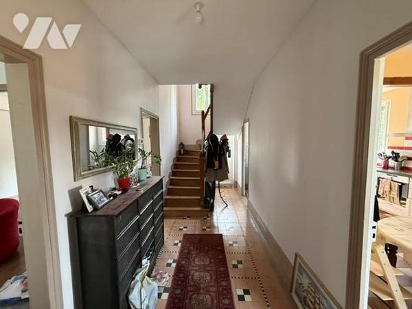 ENTRE ORBEC ET LISIEUX MAISON DE CARACTERE DE STYLE ANGLO NORMAND 4 CH