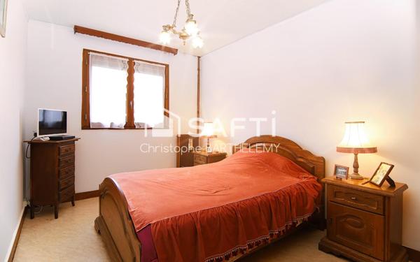 Maison de 77m2, 3 chambres, de plain-pied avec garage et véranda