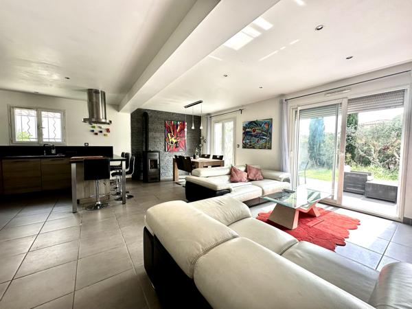 Maison 5 pièces - 100 m² Exclusivité efficity