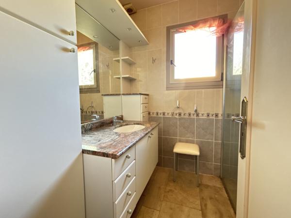 Maison
         7 pièces
        - 145 m² Bien prestige 420 000 € *