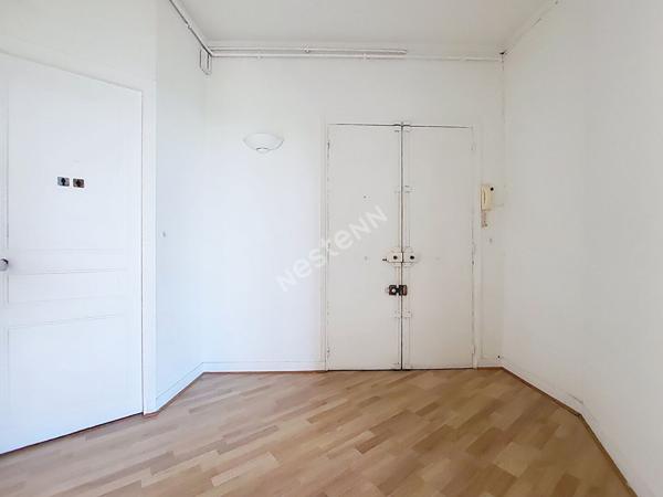 Bureaux à louer de 120,96 m² à Melun, secteur Gare