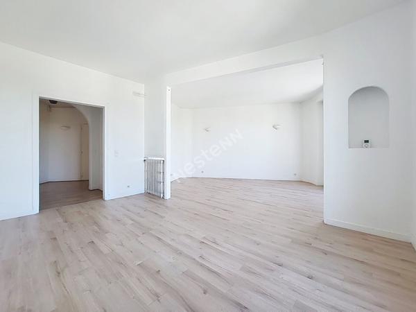 Bureaux à louer de 120,96 m² à Melun, secteur Gare