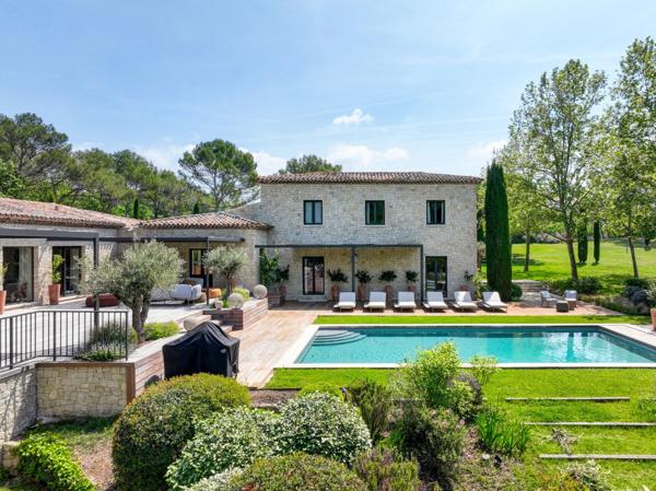 Vente Maison de luxe Aix-en-Provence 15 Pièces 520 m²