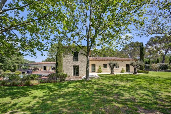 Vente Maison de luxe Aix-en-Provence 15 Pièces 520 m²