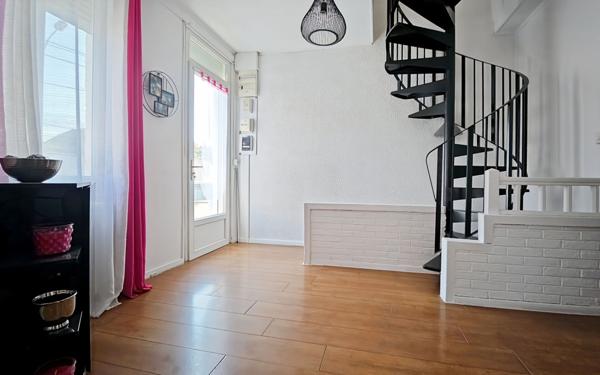 Maison à vendre    4 pièces • 73,61 m2 Montataire