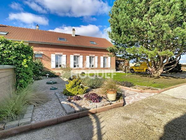 Maison 4 chambres - vivable de plain-pied - grande cave à Crepy En Valois à vendre