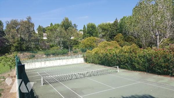 VILLENEUVE-LOUBET - HAUTS DE VAUGRENIER - LES ENGLADES
Appartement 2 pièces 43 m²