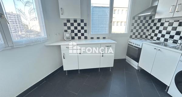 Location Appartement meublé 2 pièces 48.39 m² - Châtillon 92320
