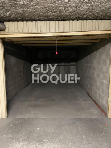 Garage en sous sol à louer