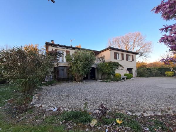 Maison familiale avec grand jardin, garage et cellier/atelier – Cadre paisible à la campagne