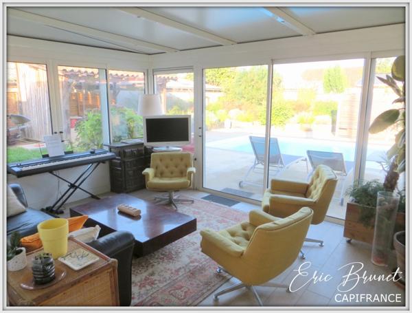 VILLENAVE D'ORNON - maison rénovée de 98 m² avec piscine + studio indépendant de 20 m²