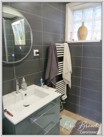 VILLENAVE D'ORNON - maison rénovée de 98 m² avec piscine + studio indépendant de 20 m²