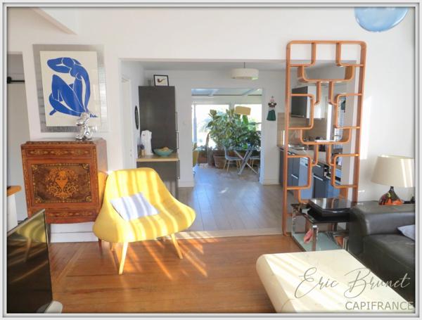 VILLENAVE D'ORNON - maison rénovée de 98 m² avec piscine + studio indépendant de 20 m²