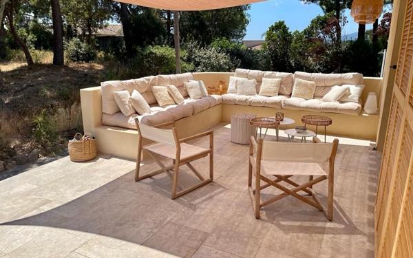 Maison à vendre    5 pièces •  Porto-Vecchio