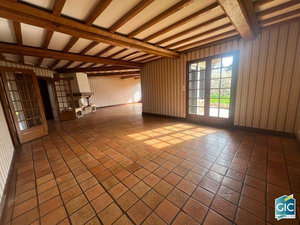 Maison Saint Martin De May 6 pièce(s) 219 m2 , Caen