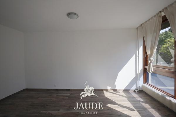 A VENDRE CLERMONT-FERRAND – RÉSIDENCE LES DEUX AVENUES – T4 AVEC BALCON, PARKING ET CAVE Détails des diagnostics énergétiques
