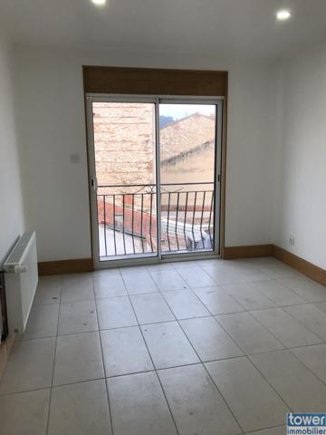Appartement
                                                                                                                                                                                                                                                                                                                        4 pièce(s)                                                                                                                                                                                                          3 chambre(s)                                                                                                                                                                                                          95  m²
