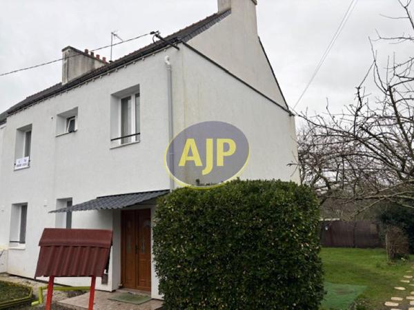 Vente maison Pontivy : 253 900 € - AJP Immobilier Pontivy