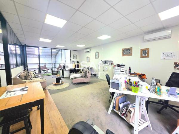 DEPOT LOCAUX COMMERCIAUX 192 M2 + JARDIN 25 M2