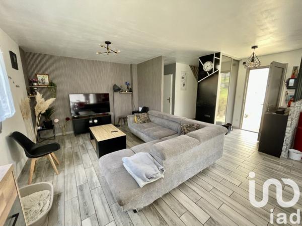 Maison 10 pièces de 145 m² à Chaudenay (52600)