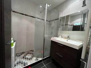 À acheter à Marseille 6 : grand appartement avec 3 pièces