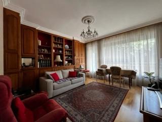 À acheter à Marseille 6 : grand appartement avec 3 pièces