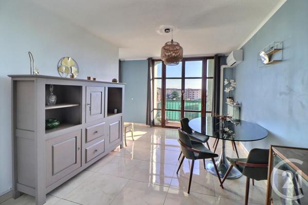 Appartement T4 à vendre  4 pièces - 64 m2 FREJUS - 83