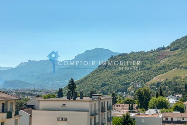 Maison
                                                                                                                                                                                                                                                                                                                        9 pièce(s)                                                                                                                                                                                                          5 chambre(s)                                                                                                                                                                                                          220.41  m²