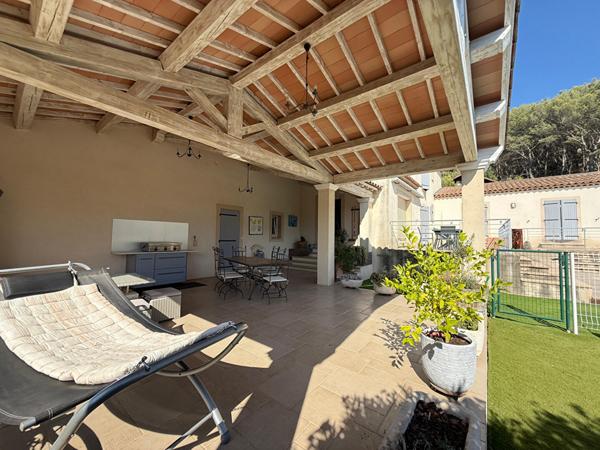 Maison Cabries 7 pièce(s) 257.01 m2