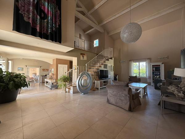 Maison Cabries 7 pièce(s) 257.01 m2