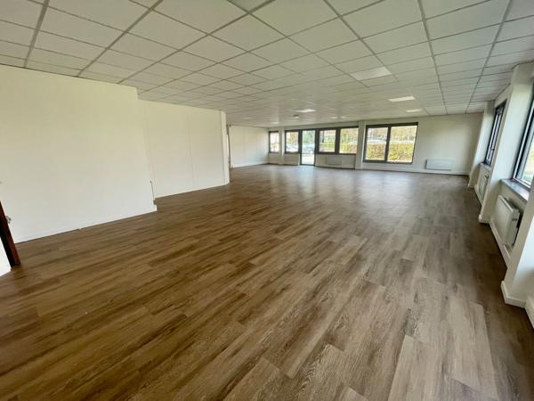 Bureaux à louer à MONT SAINT AIGNAN 76130