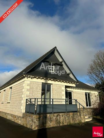 CHATEAUBOURG - BUREAUX A LOUER - 131 M²