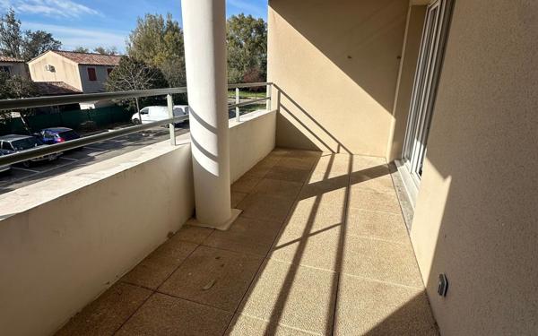 Appartement à vendre    2 pièces •  Istres