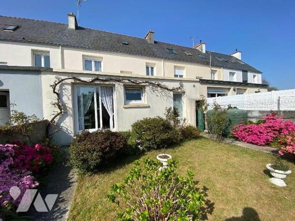 Secteur Lambezellec ? Maison en impasse avec beau potentiel
Située au calme en impasse, cette ...