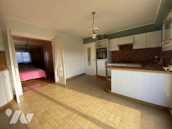 Secteur Lambezellec ? Maison en impasse avec beau potentiel
Située au calme en impasse, cette ...