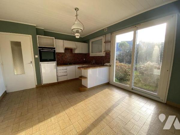 Secteur Lambezellec ? Maison en impasse avec beau potentiel
Située au calme en impasse, cette ...