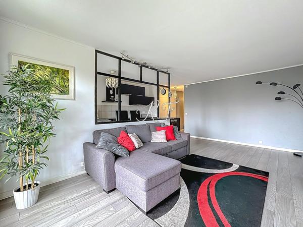 Appartement Lumineux avec grande terrasse