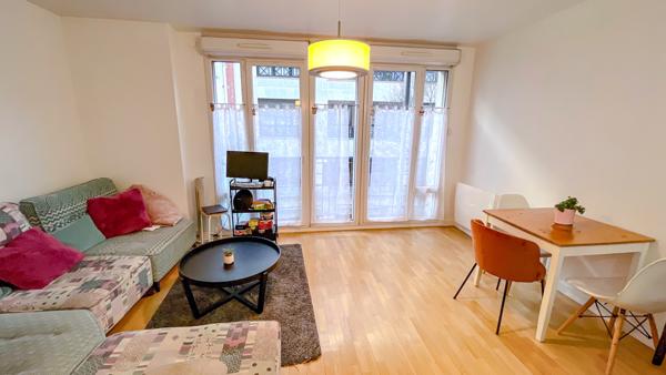 Garches (92380) Investissement, Garches mairie, T2 de 38m2 avec parking, loué