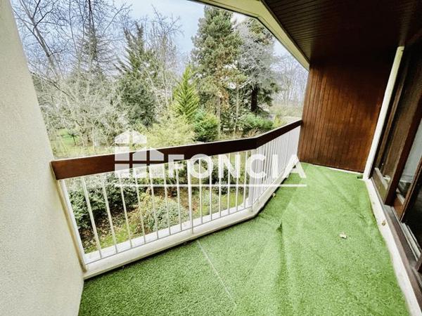 Location Studio 30.78 m² - 23 CHEMIN DESVALLIERES Ville D'avray 92410