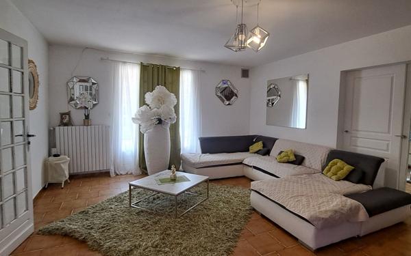 Maison à vendre    5 pièces •  Ambarès-et-Lagrave