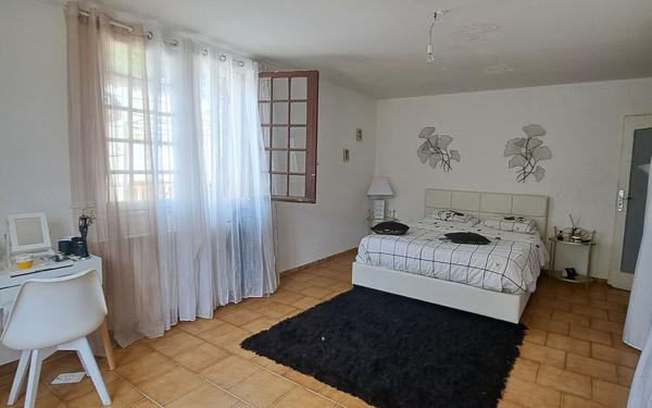 Maison à vendre    5 pièces •  Ambarès-et-Lagrave