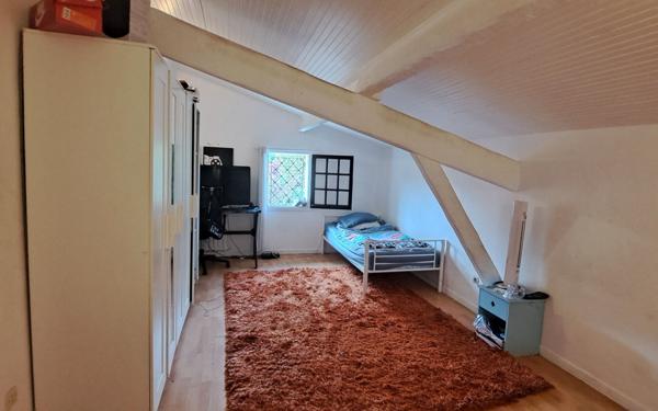 Maison à vendre    5 pièces •  Ambarès-et-Lagrave