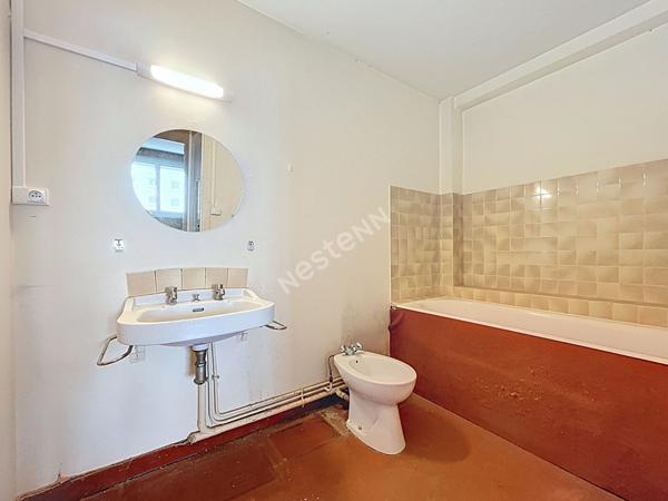 Nantes Procé-Monselet / Appartement 3 pièce(s) 70 m2 / balcon / parking / cave/ DPE en C